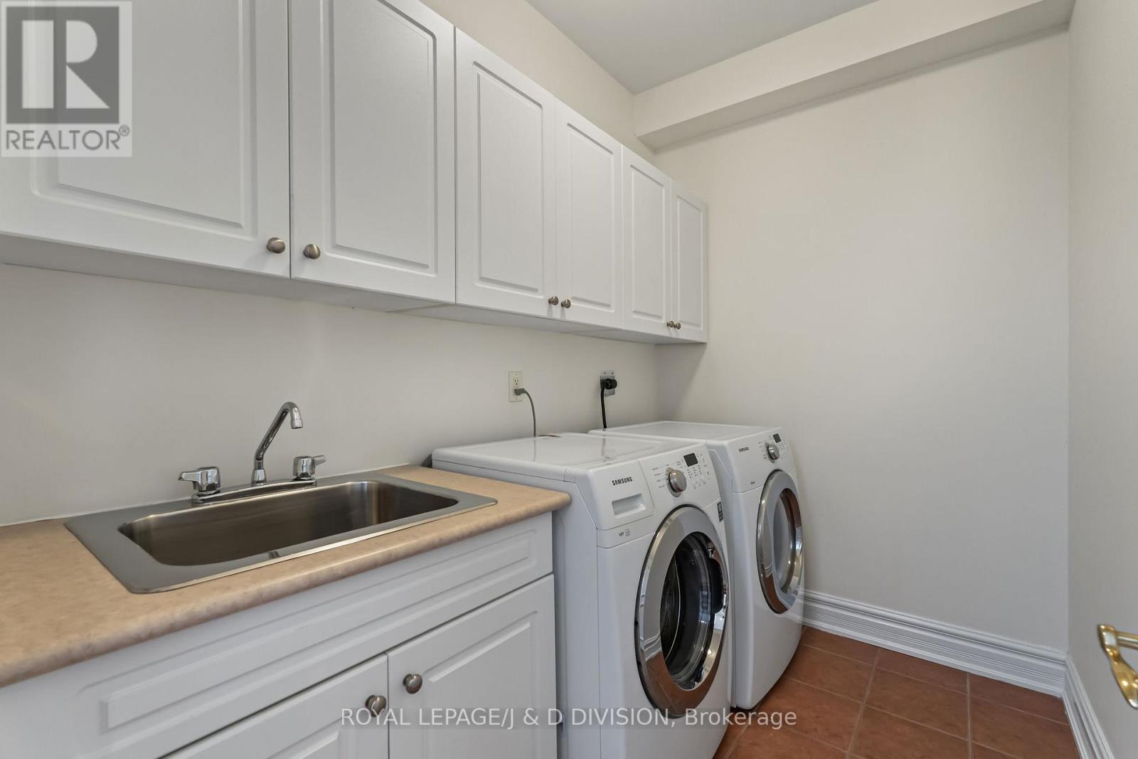 8 Huntley Street, Toronto, Ontario  M4Y 2K6 - Photo 23 - C13457544