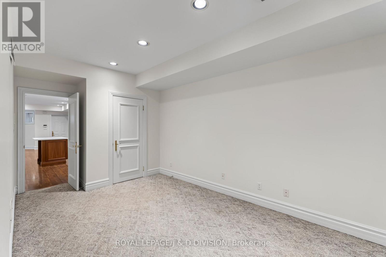 8 Huntley Street, Toronto, Ontario  M4Y 2K6 - Photo 38 - C13457544