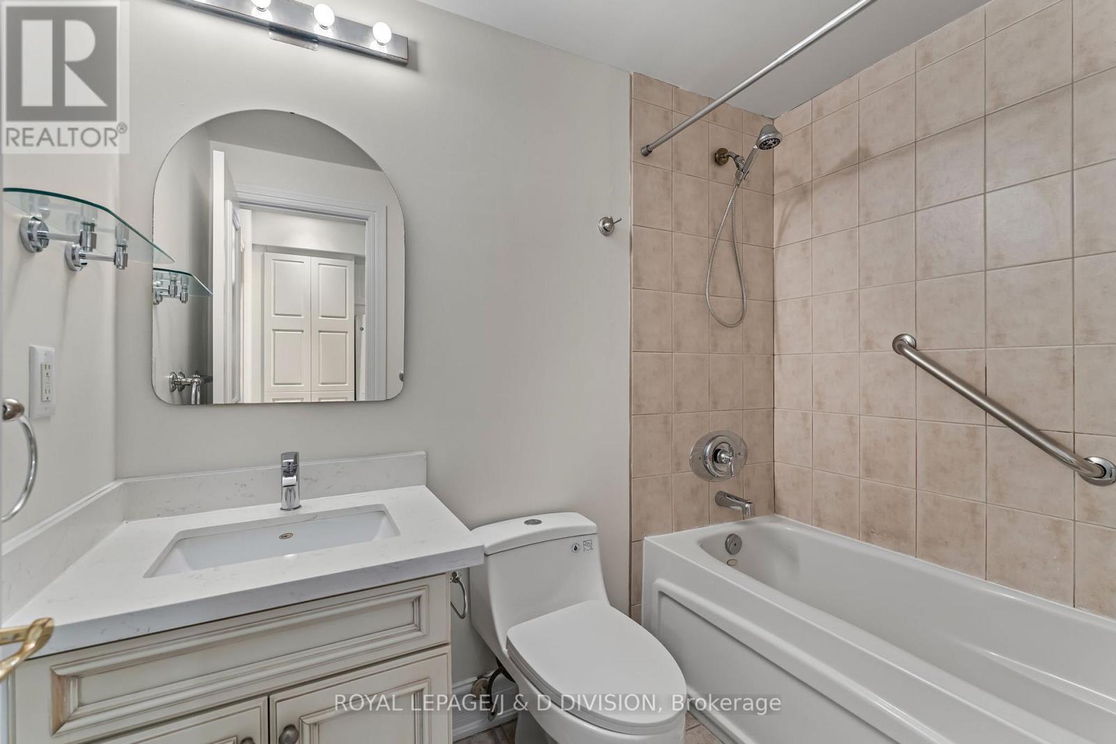 8 Huntley Street, Toronto, Ontario  M4Y 2K6 - Photo 42 - C13457544