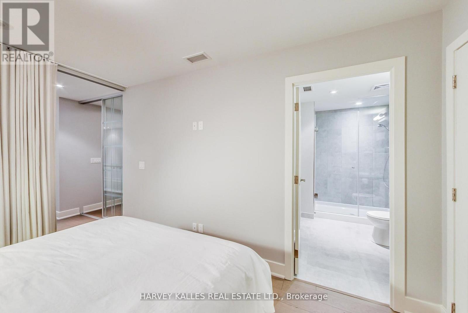Th24 - 30 Nelson Street, Toronto, Ontario M5V 0H5 - Photo 33 - C13457546