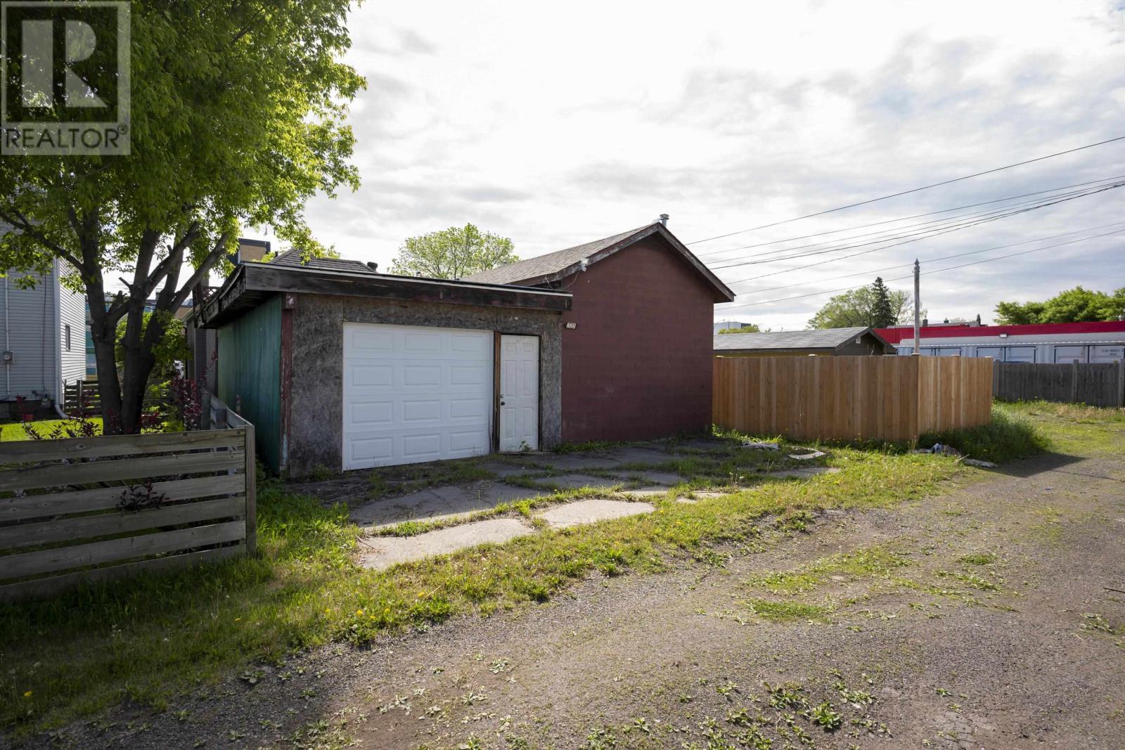 335 Vickers St N, Thunder Bay, Ontario  P7C 4B1 - Photo 5 - TB2601564