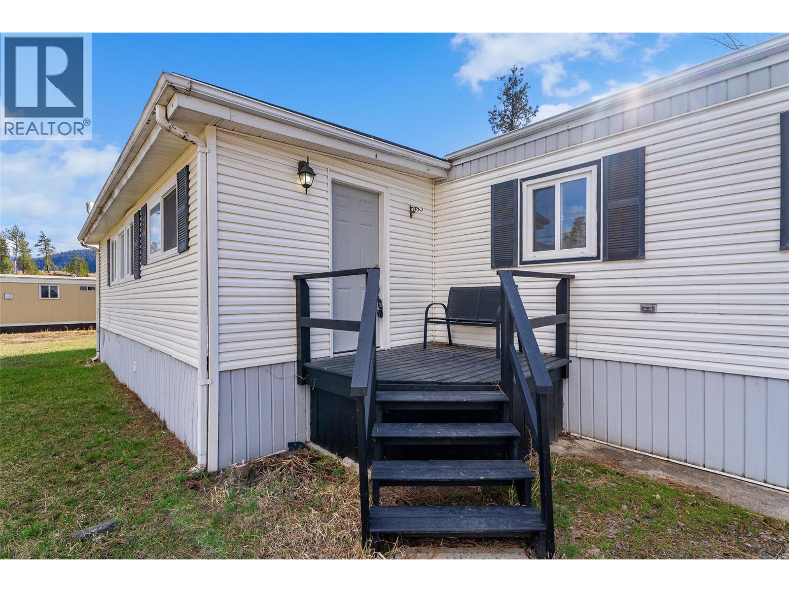 254 Highway 8 Highway Unit# 33, Merritt, British Columbia  V1K 1M7 - Photo 2 - 10381869