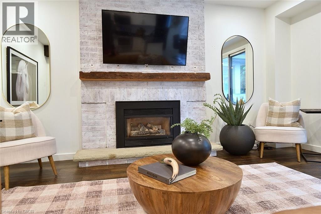 2039 Hunters Wood Drive, Burlington, Ontario  L7M 2V5 - Photo 16 - 40840670