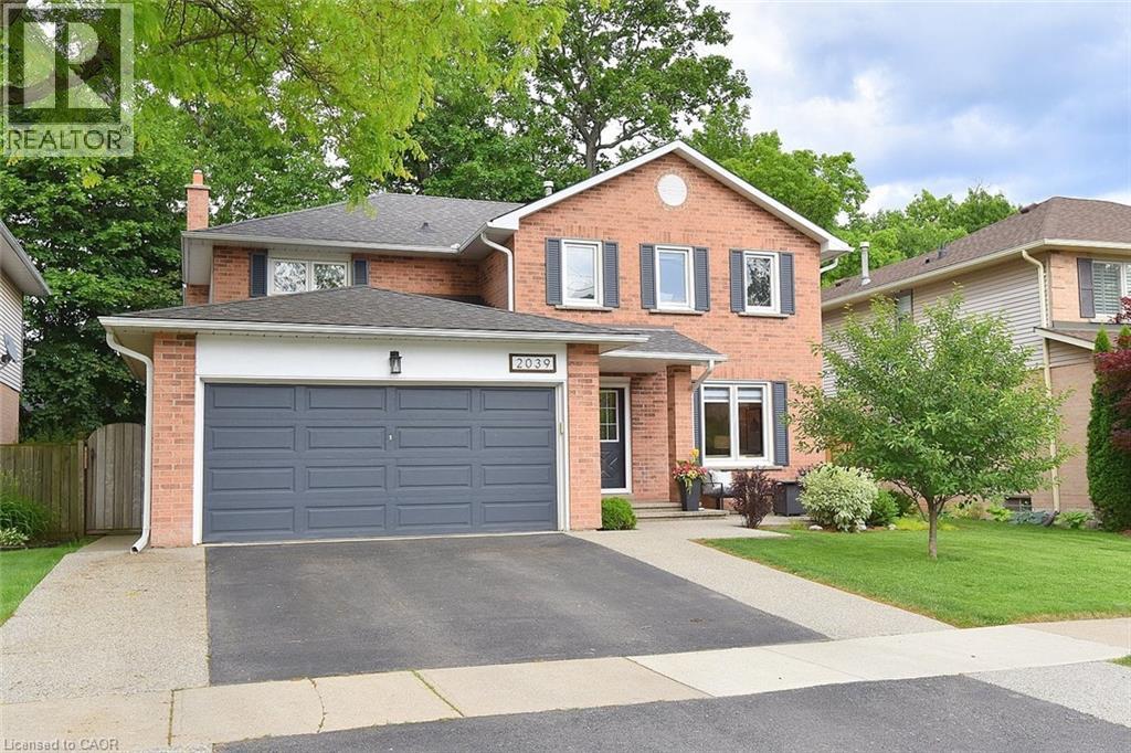 2039 HUNTERS WOOD Drive, Burlington, Ontario