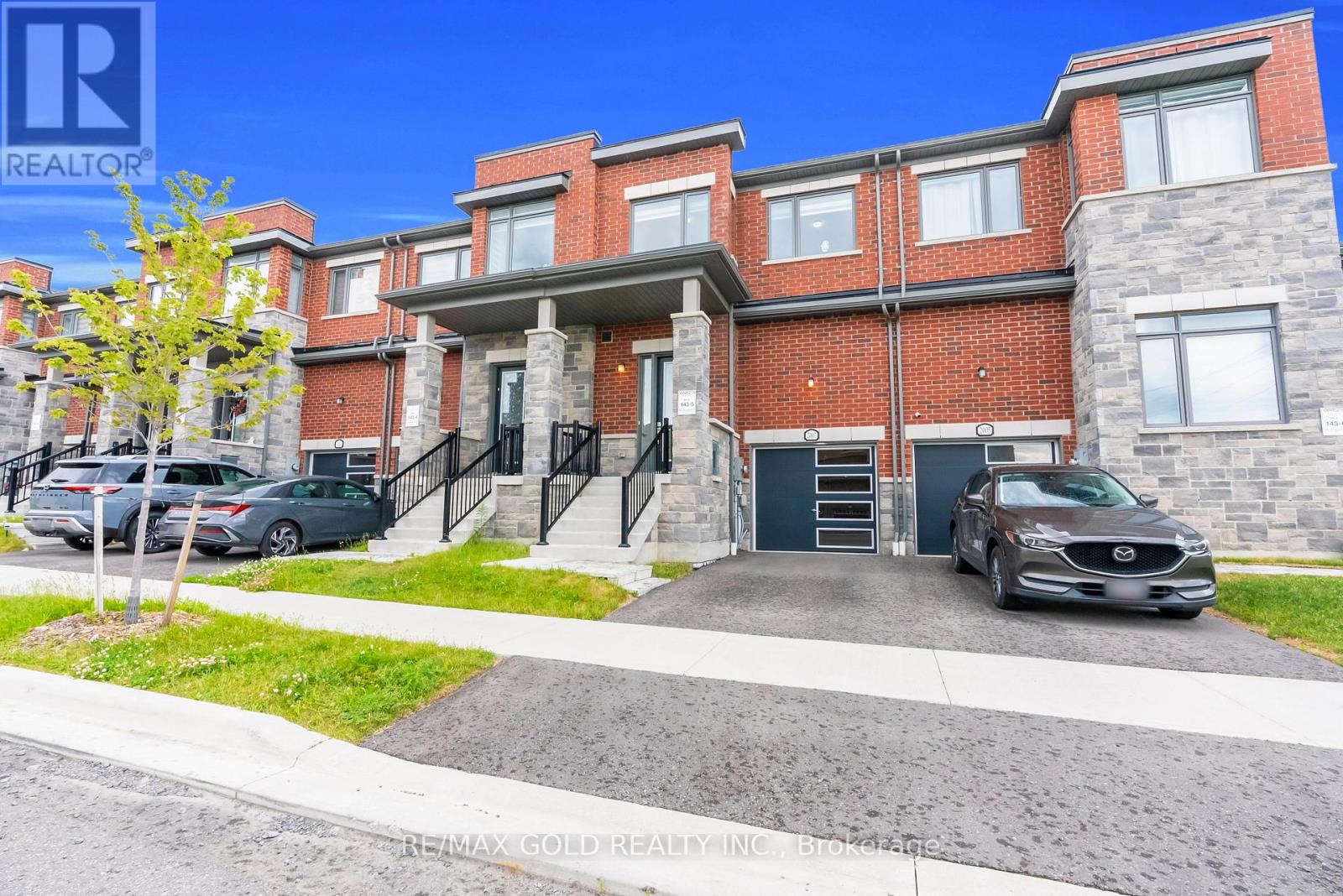 2007 Verne Bowen Street, Oshawa, Ontario  L1L 0S1 - Photo 2 - E13457248