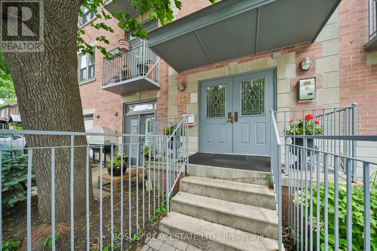 204 - 15 Glen Manor Drive, Toronto, Ontario  M4E 2X3 - Photo 7 - E13457436