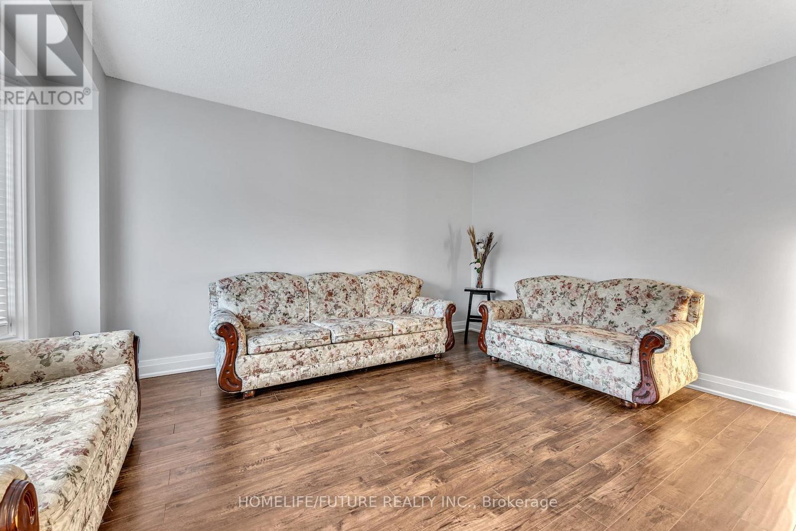 1600 Melman Street, Pickering, Ontario  L1X 2E7 - Photo 10 - E13457464