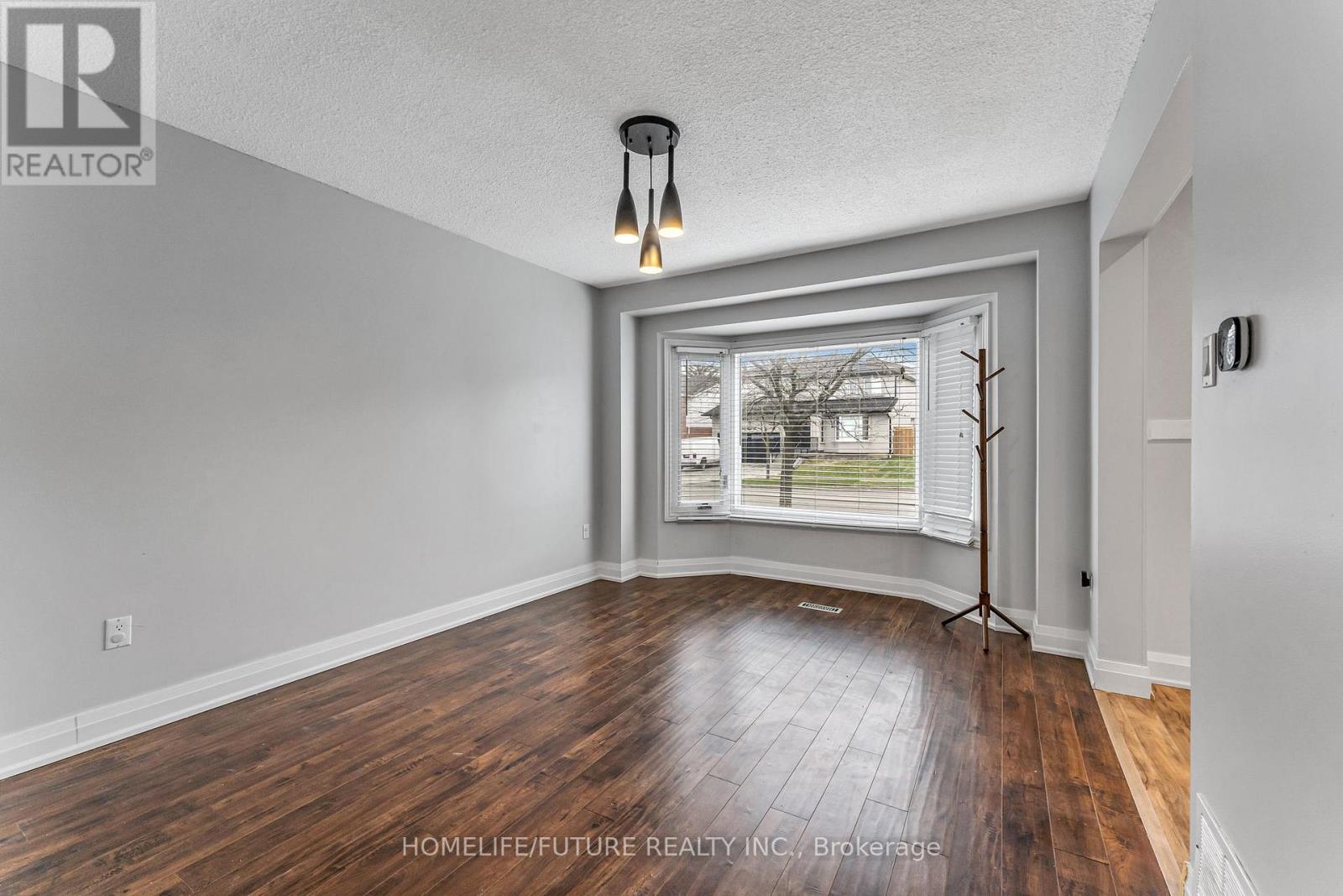 1600 Melman Street, Pickering, Ontario  L1X 2E7 - Photo 12 - E13457464