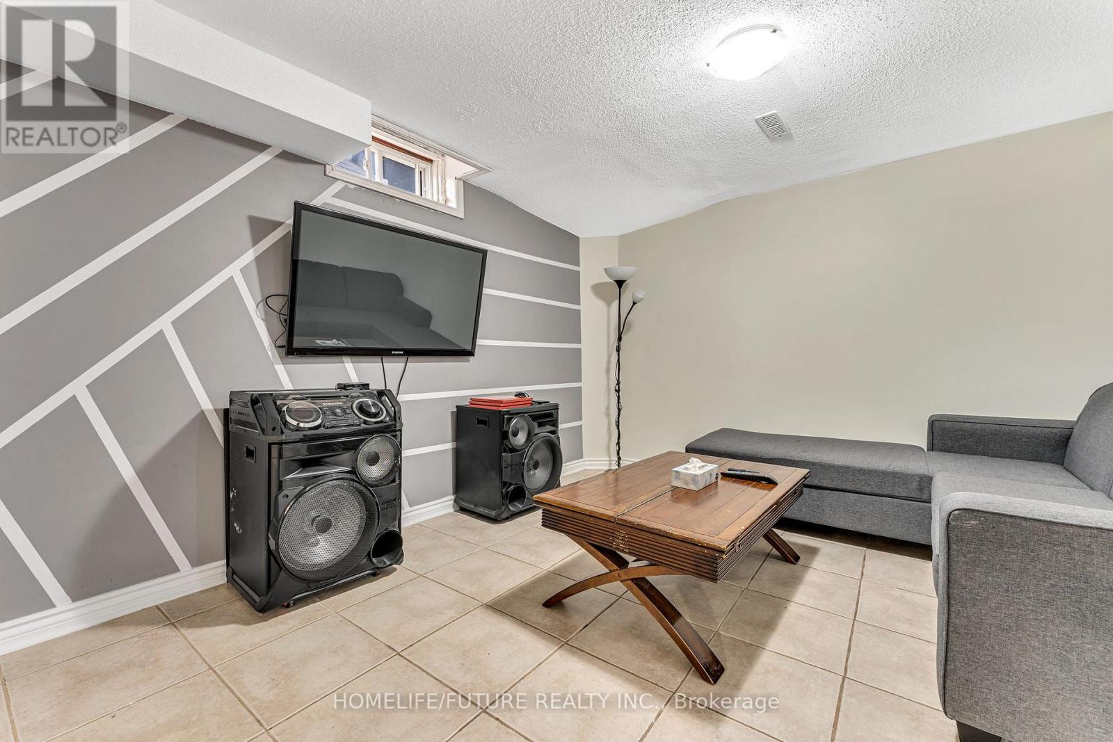 1600 Melman Street, Pickering, Ontario  L1X 2E7 - Photo 29 - E13457464