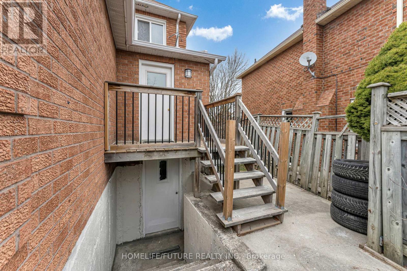 1600 Melman Street, Pickering, Ontario  L1X 2E7 - Photo 33 - E13457464