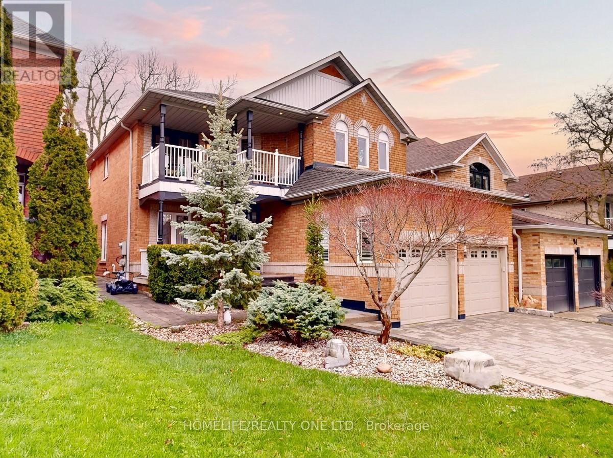 96 ESTATE GARDEN DRIVE, Richmond Hill, Ontario