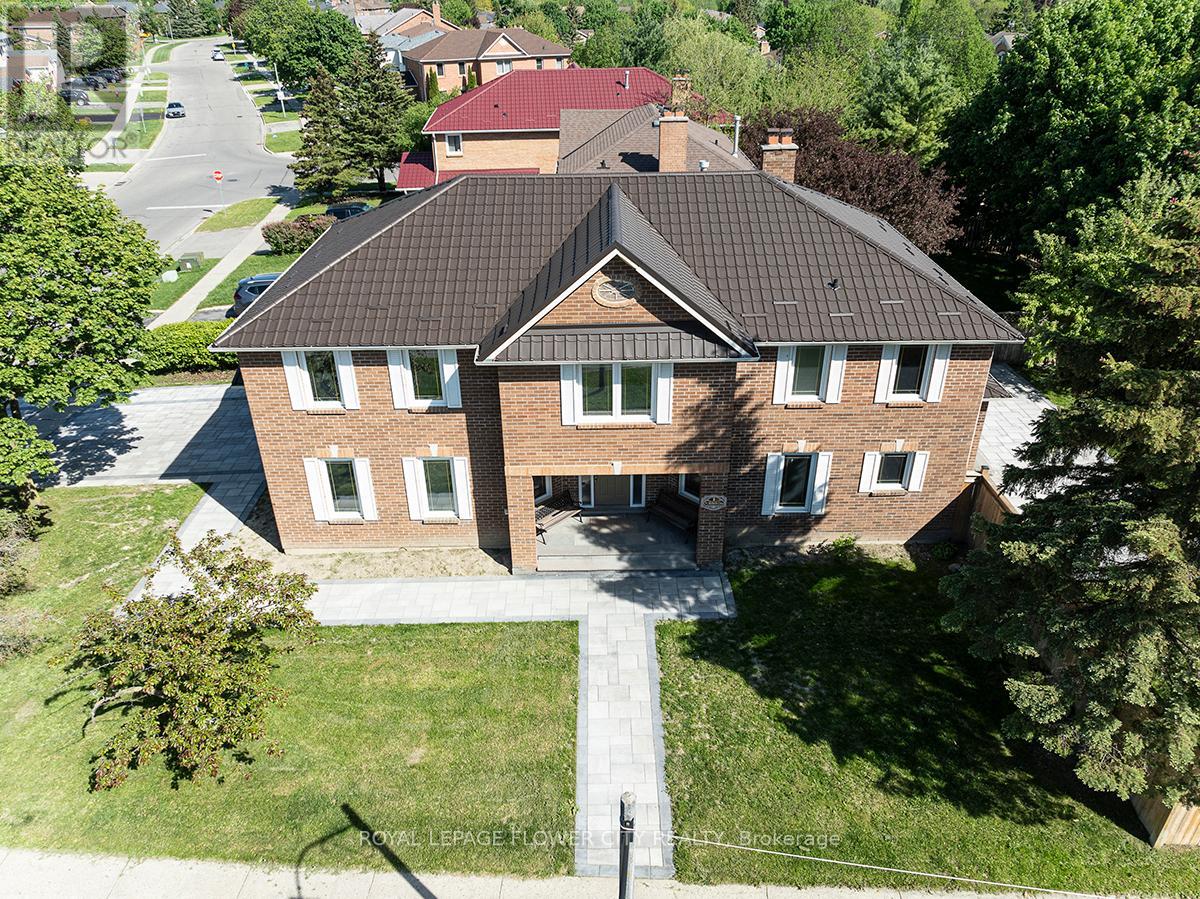 1 St Michaels Crescent, Caledon, Ontario L7E 5Z6 - Photo 3 - W13457246