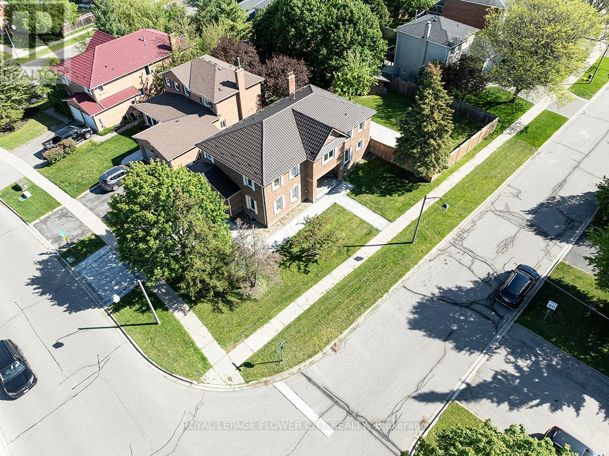 1 St Michaels Crescent, Caledon, Ontario L7E 5Z6 - Photo 4 - W13457246