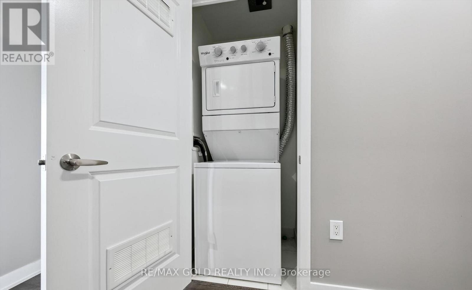 1905 - 4675 Metcalfe Avenue, Mississauga, Ontario  L5M 0Z7 - Photo 34 - W13457396