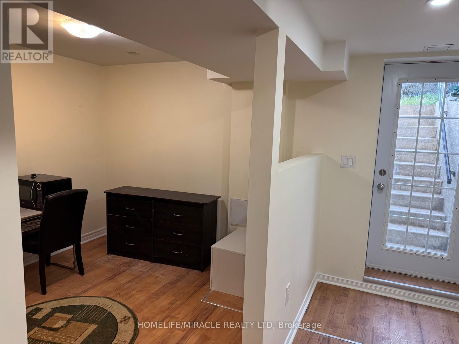 Bsmt - 5434 Sweetgrass Gate, Mississauga, Ontario  L5V 2N1 - Photo 3 - W13457466
