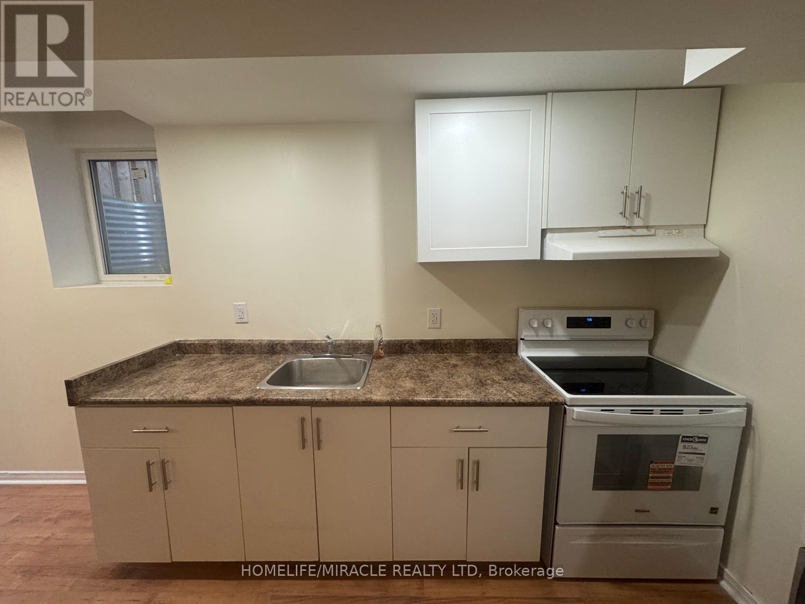 Bsmt - 5434 Sweetgrass Gate, Mississauga, Ontario  L5V 2N1 - Photo 6 - W13457466