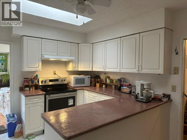 1951 Greaves Avenue, Merritt, British Columbia  V1K 1J3 - Photo 3 - 10390543