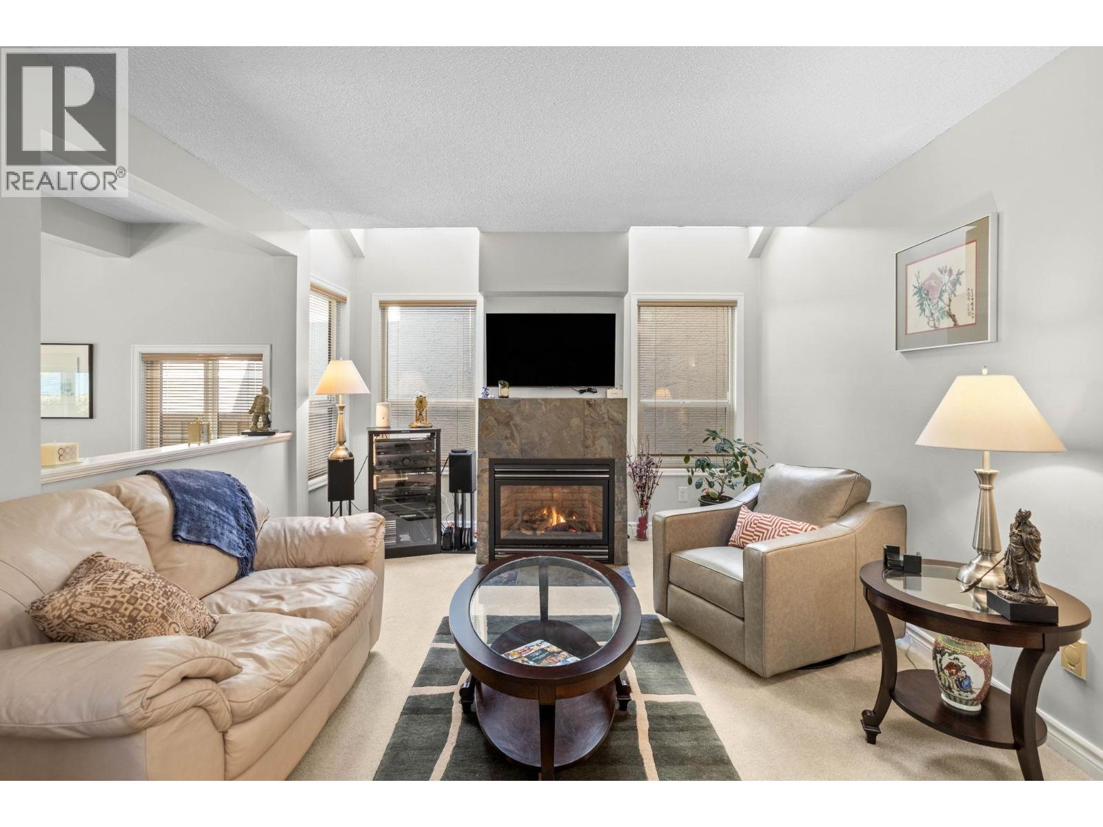 1747 Rufus Drive, North Vancouver, British Columbia  V7J 3L8 - Photo 6 - R3137038
