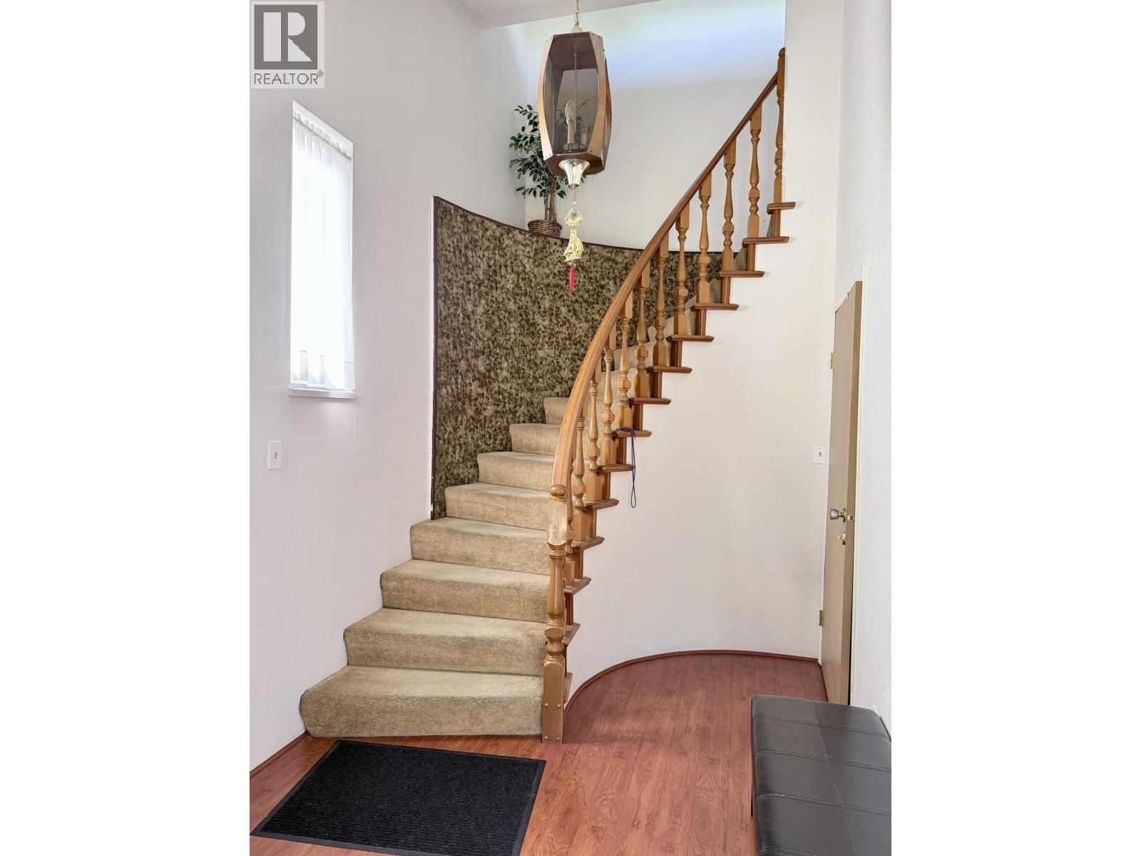 2826 Franklin Street, Vancouver, British Columbia  V5K 5B1 - Photo 2 - R3137060