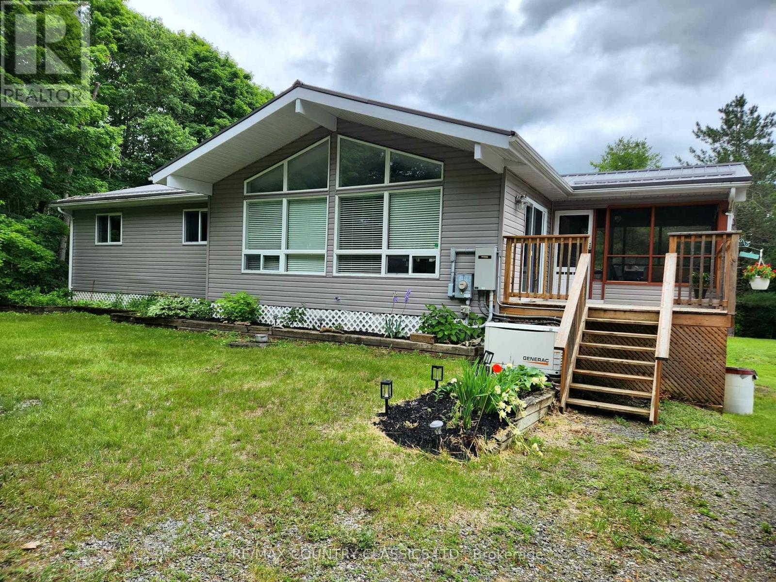 1930 WESLEMKOON LK ROAD, Tudor and Cashel, Ontario
