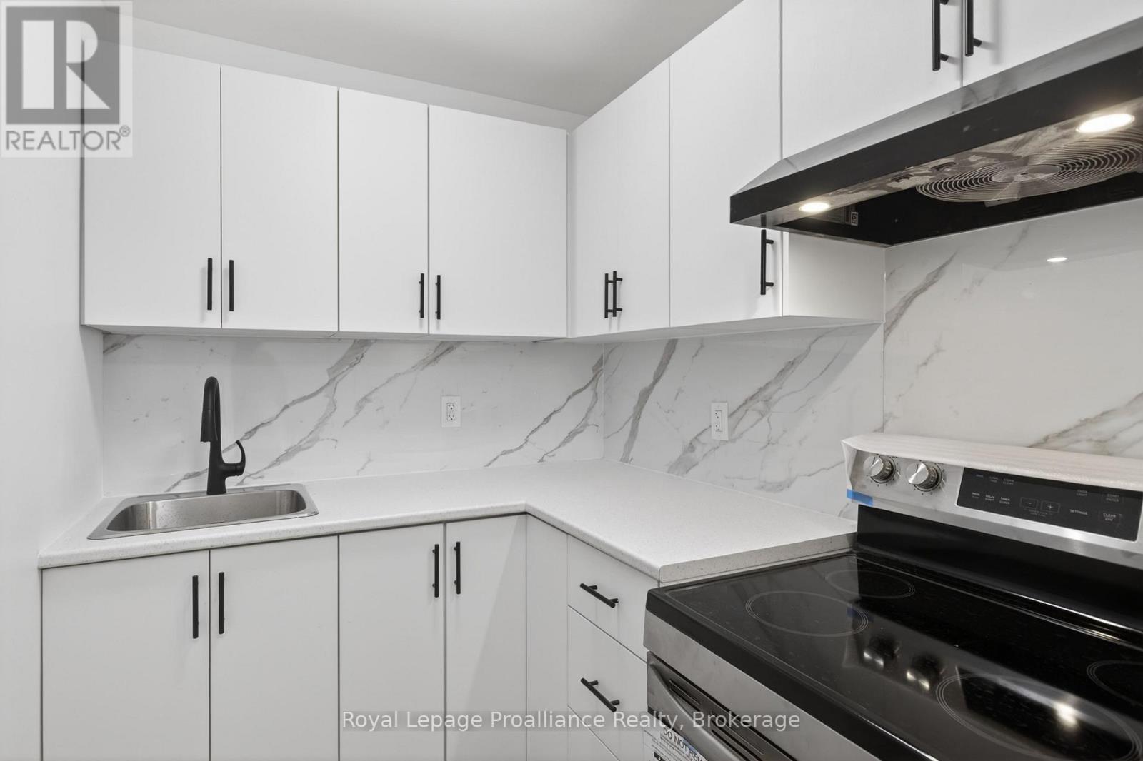 1 - 171 Hazlitt Street, Peterborough, Ontario  K9H 1L8 - Photo 5 - X13457676