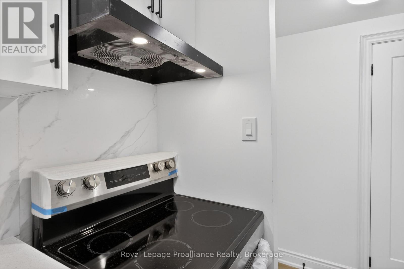 1 - 171 Hazlitt Street, Peterborough, Ontario  K9H 1L8 - Photo 6 - X13457676