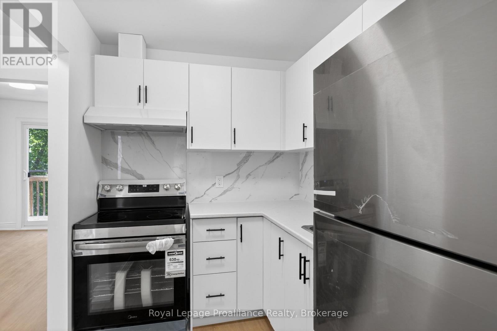 2 - 171 Hazlitt Street, Peterborough, Ontario  K9H 1L8 - Photo 5 - X13457682