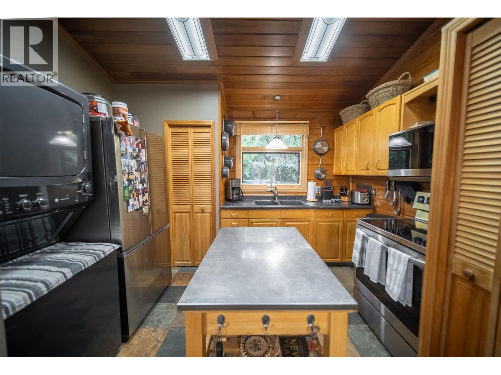 6291 Tie Lake Shore Road N, Jaffray, British Columbia  V0B 1T0 - Photo 14 - 10391810