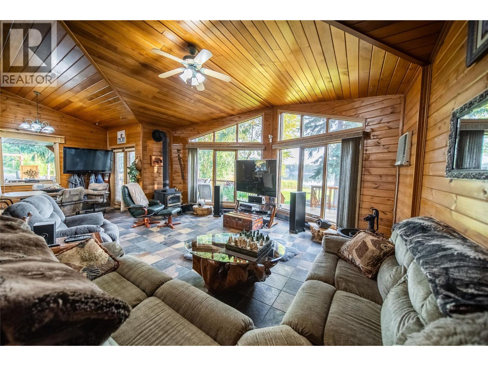 6291 Tie Lake Shore Road N, Jaffray, British Columbia  V0B 1T0 - Photo 9 - 10391810