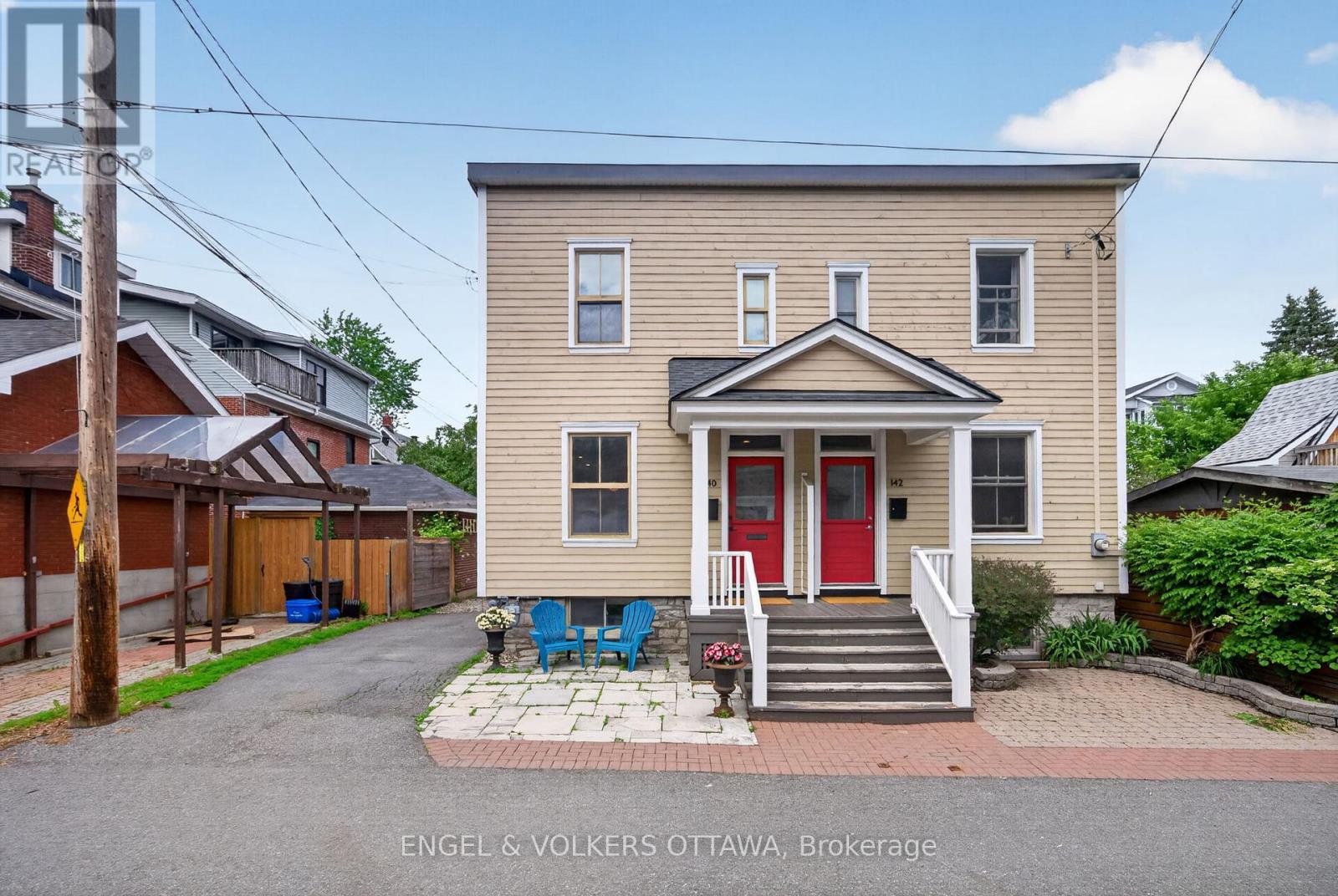 140 RIVER LANE, Ottawa, Ontario