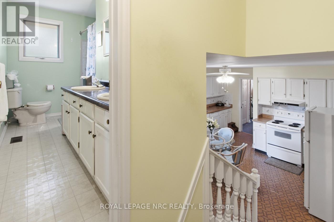 10 Jennifer Court, Welland, Ontario  L3C 6H8 - Photo 14 - X13457656