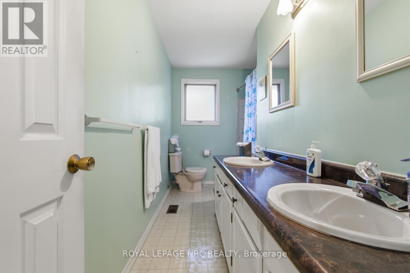 10 Jennifer Court, Welland, Ontario  L3C 6H8 - Photo 33 - X13457656