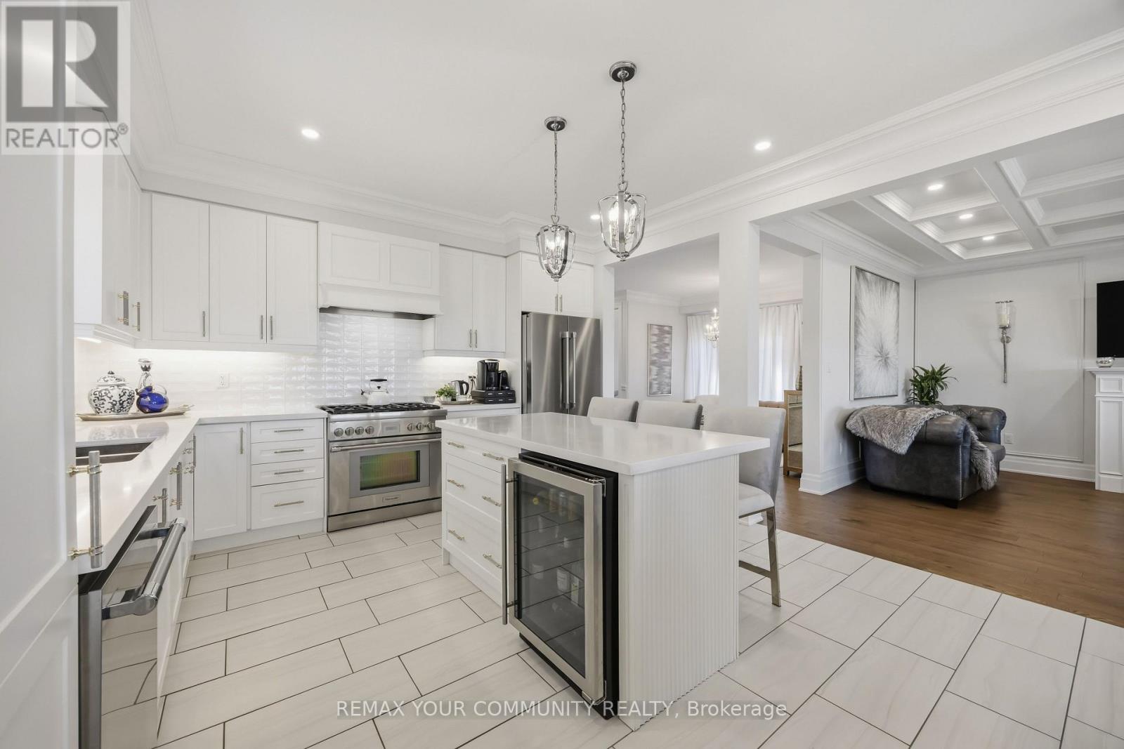 57 Ridgeview Court, Bradford West Gwillimbury, Ontario  L3Z 0R9 - Photo 7 - N13456558
