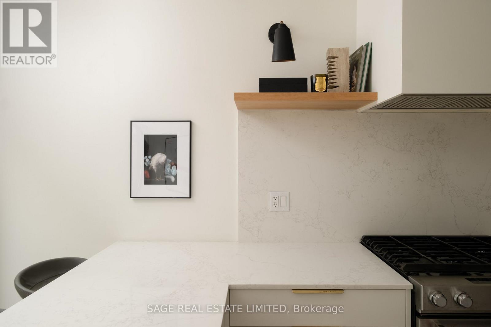 75 Allen Avenue, Toronto, Ontario  M4M 1T5 - Photo 14 - E13457664