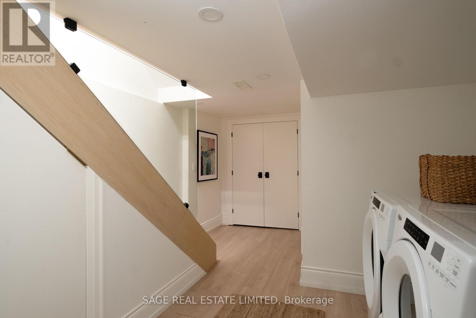 75 Allen Avenue, Toronto, Ontario  M4M 1T5 - Photo 34 - E13457664