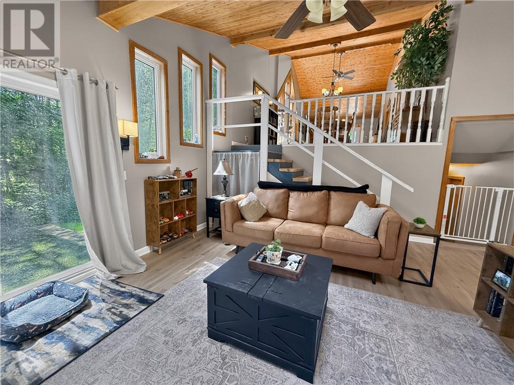 39 Grandor Road, Kagawong, Ontario  P0P 1J0 - Photo 10 - 2128562