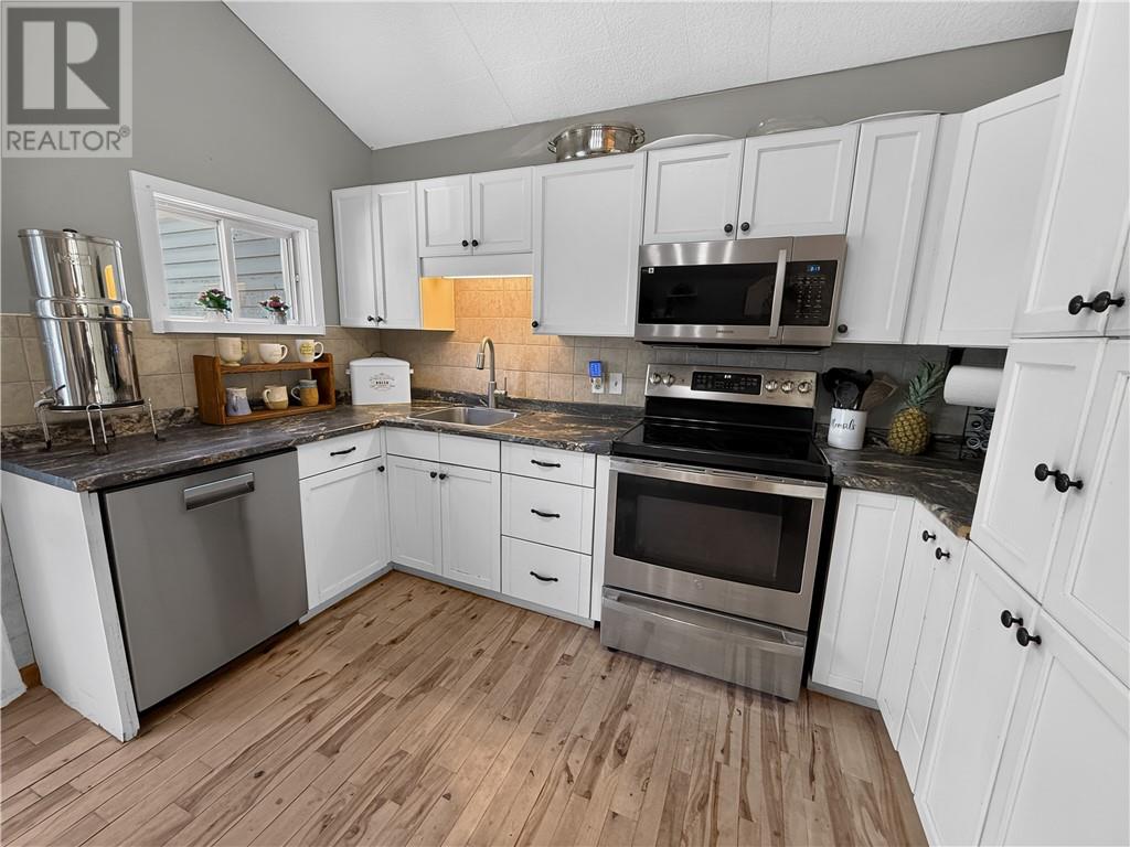 39 Grandor Road, Kagawong, Ontario  P0P 1J0 - Photo 20 - 2128562