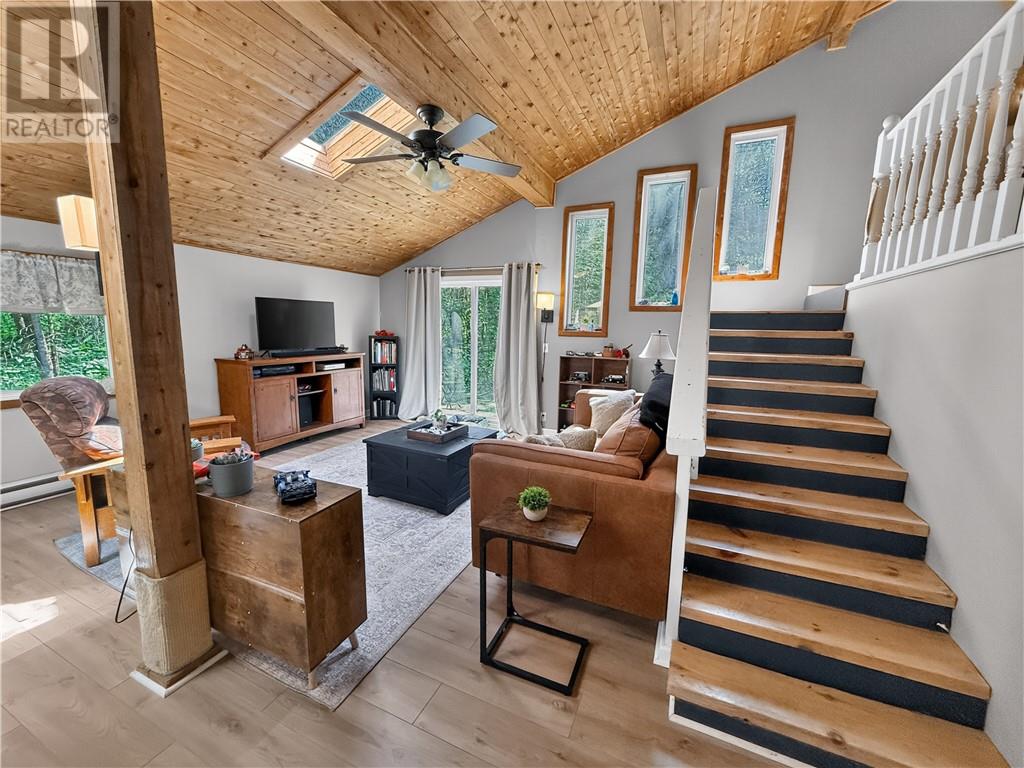 39 Grandor Road, Kagawong, Ontario  P0P 1J0 - Photo 6 - 2128562