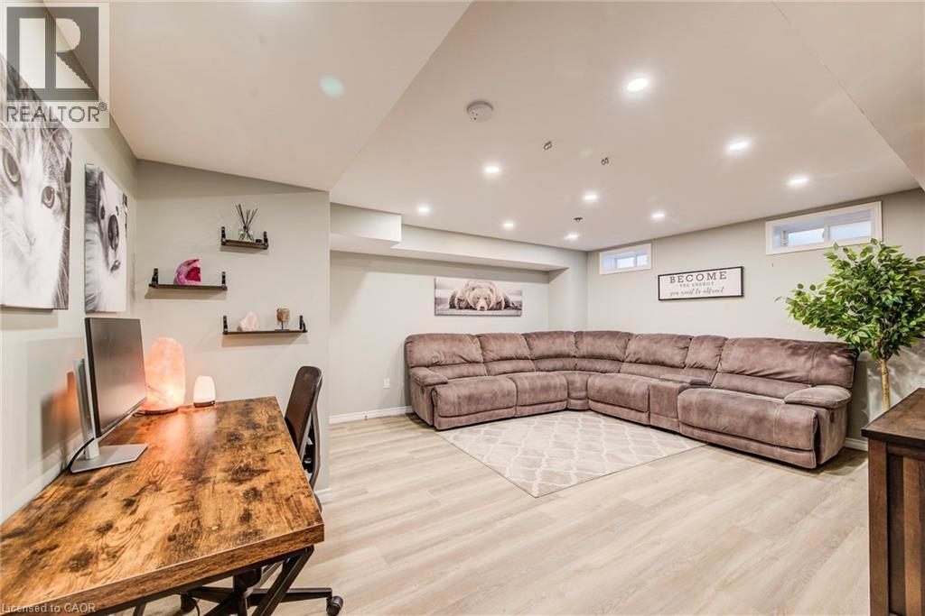 231 Falling Green Crescent, Kitchener, Ontario  N2R 0G1 - Photo 35 - 40838245