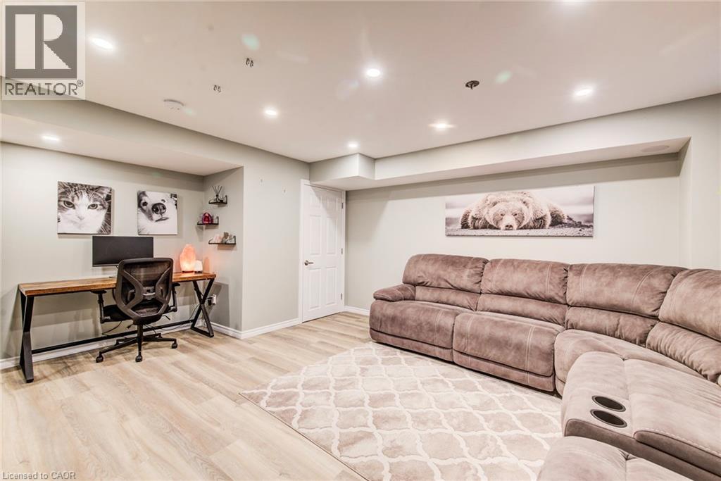 231 Falling Green Crescent, Kitchener, Ontario  N2R 0G1 - Photo 36 - 40838245