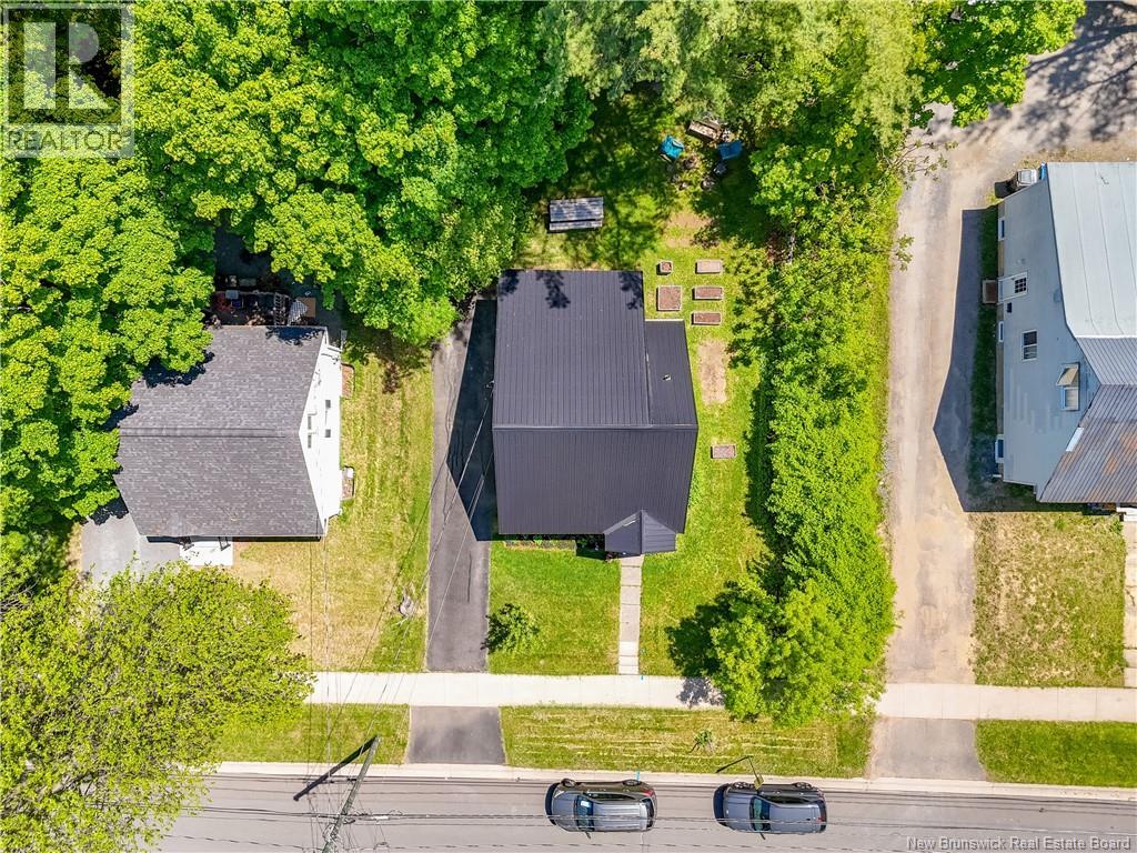 638 Hanson Street, Fredericton, New Brunswick  E3B 3Z9 - Photo 4 - NB141995