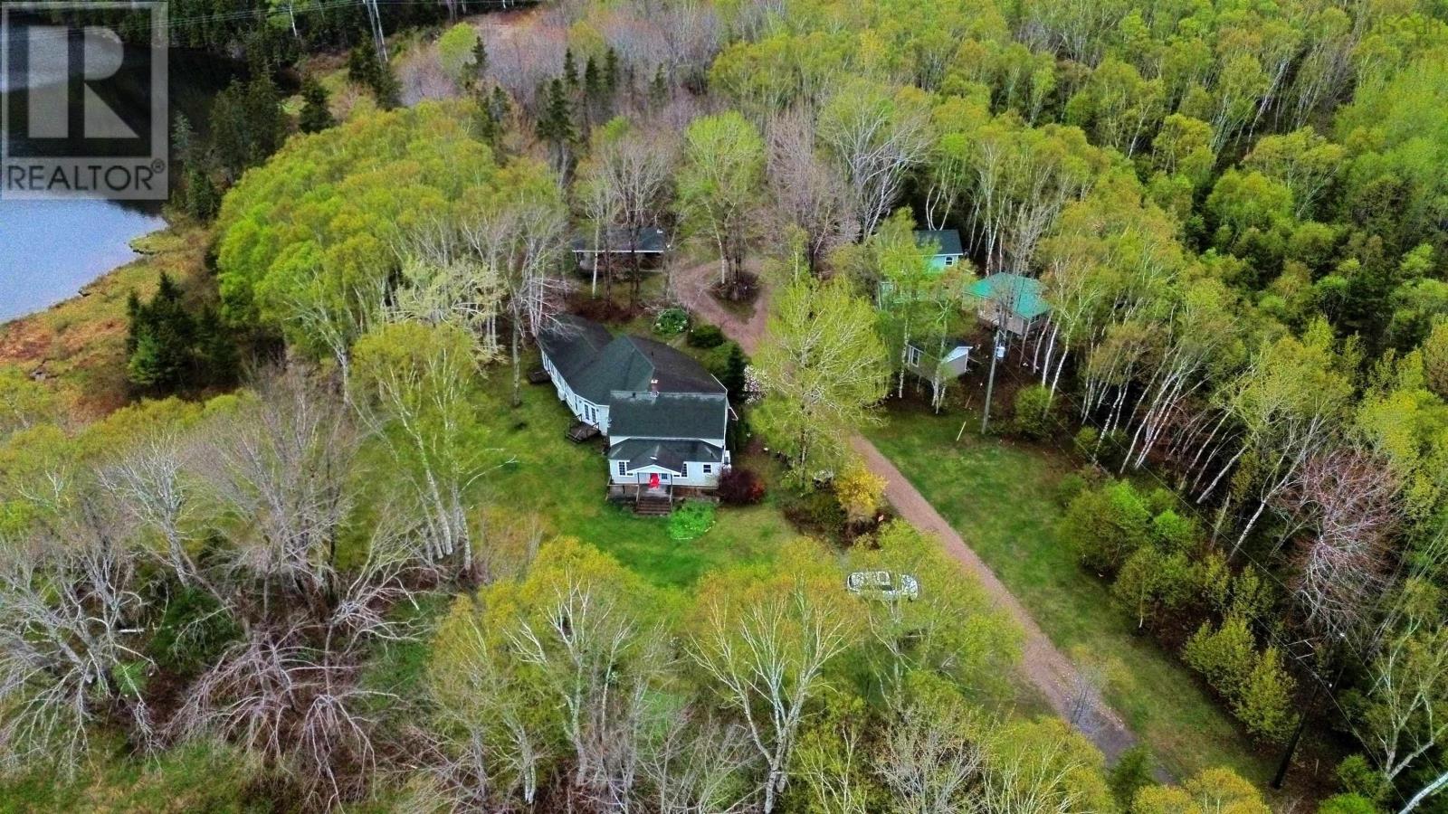 45478 Cabot Trail, Indian Brook, Nova Scotia  B0C 1H0 - Photo 9 - 202614714