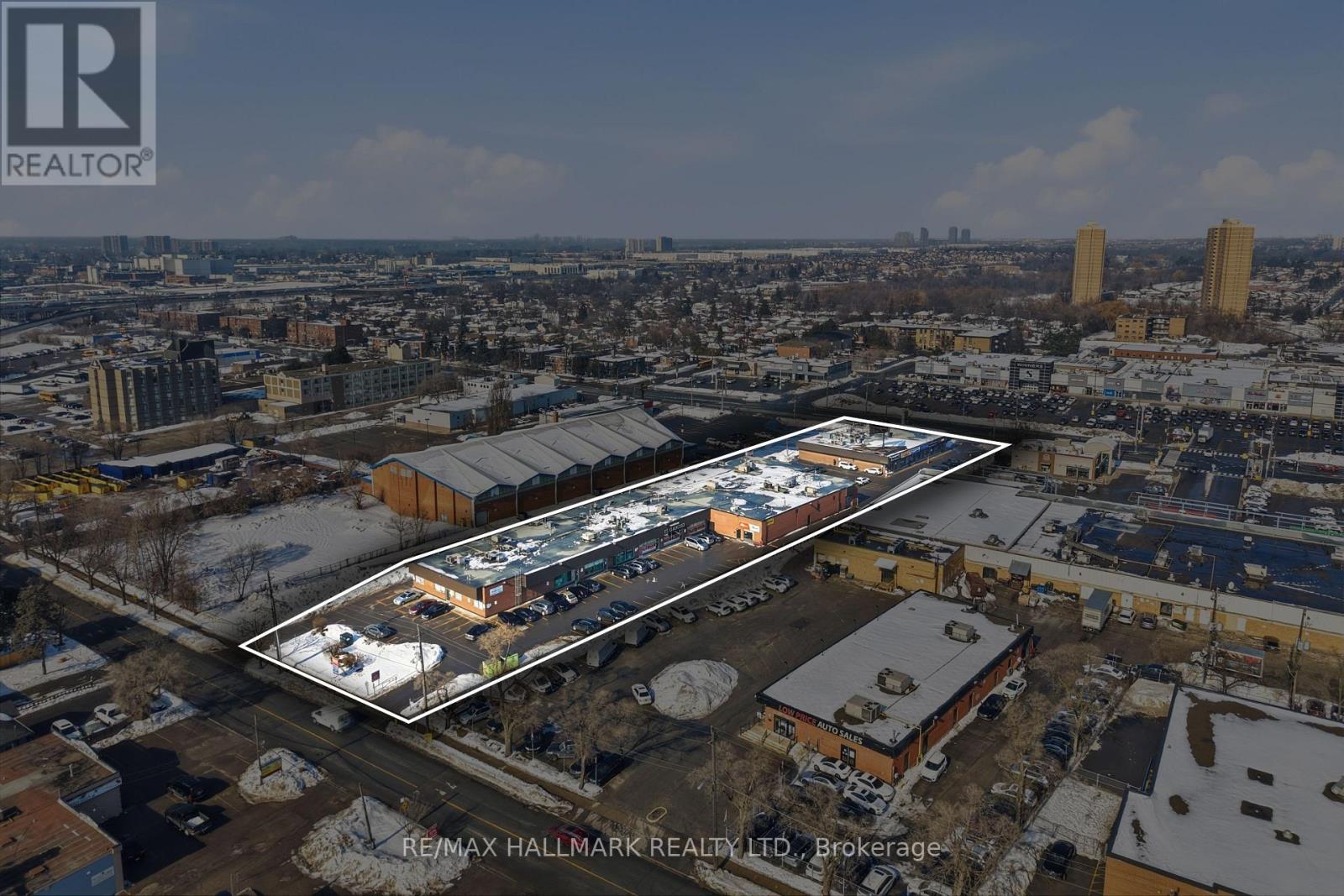 1625 Wilson Avenue, Toronto, Ontario  M3L 1A5 - Photo 3 - W13446240