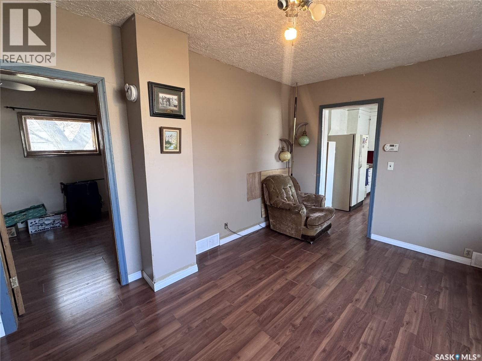 1102 7th Street, Perdue, Saskatchewan  S0K 3C0 - Photo 8 - SK039756