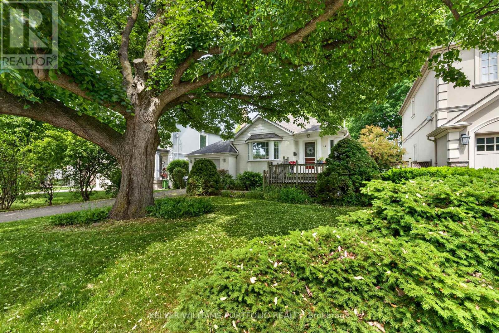 23 Ashbourne Drive, Toronto, Ontario  M9B 4H1 - Photo 30 - W13457646