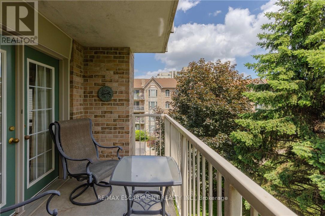 D301 - 216 Plains Road W, Burlington, Ontario  L7T 4L2 - Photo 23 - W13457648