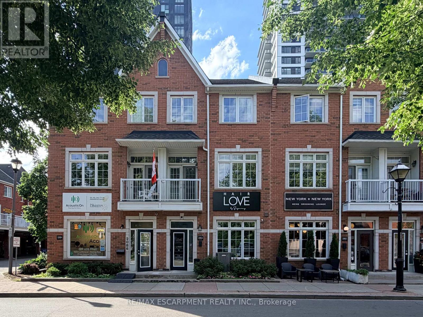 2085 PINE STREET, Burlington, Ontario