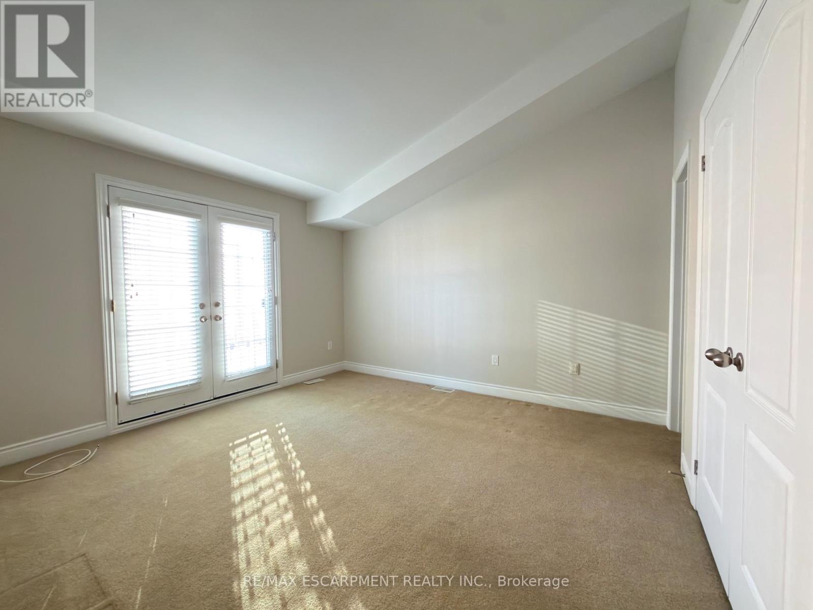 2085 Pine Street, Burlington, Ontario  L7R 1G1 - Photo 17 - W13457654
