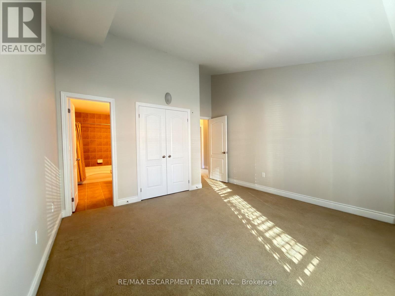 2085 Pine Street, Burlington, Ontario  L7R 1G1 - Photo 18 - W13457654