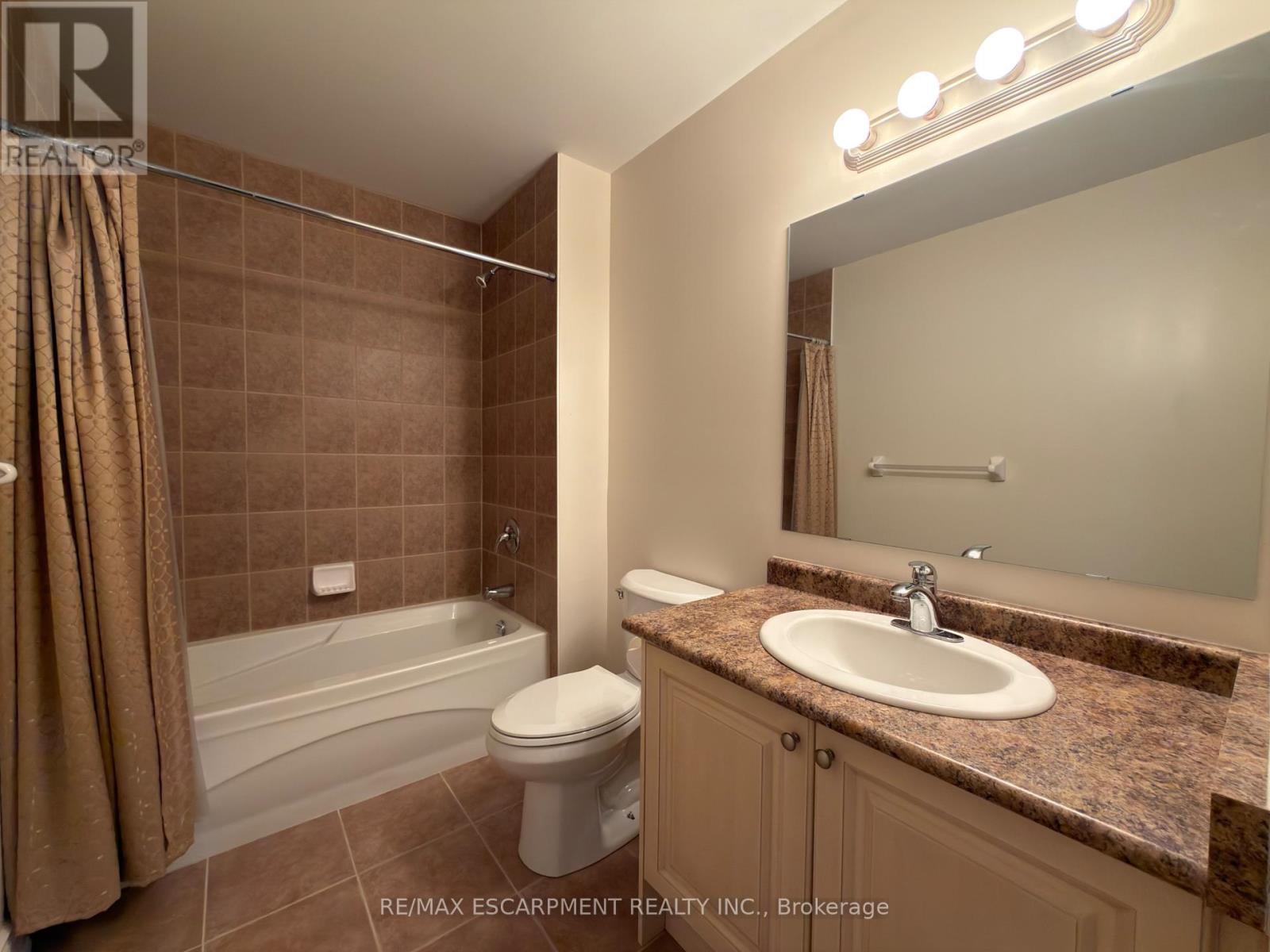 2085 Pine Street, Burlington, Ontario  L7R 1G1 - Photo 19 - W13457654